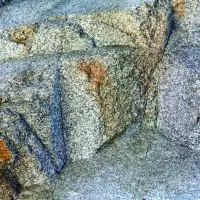 NatureROCKS Mount McKinley Netted Boulder